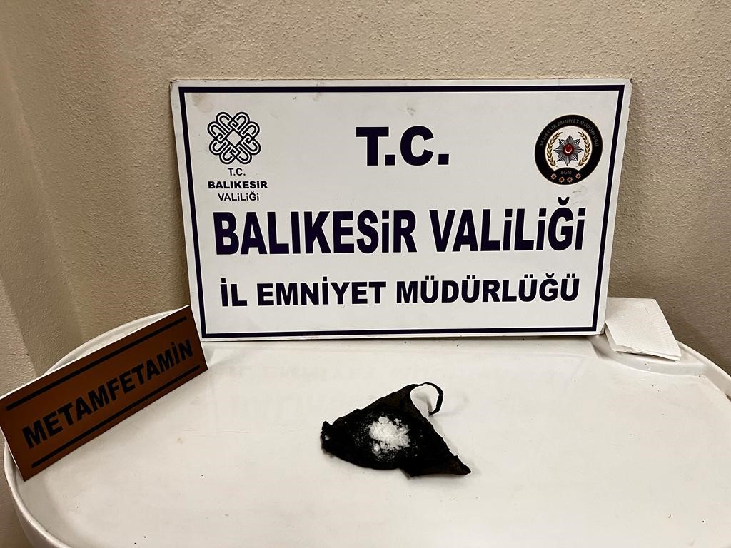 BALIKESİR'İN EDREMİT VE GÖMEÇ İLÇELERİNDE BALIKESİR İL EMNİYET MÜDÜRLÜĞÜ EKİPLERİ