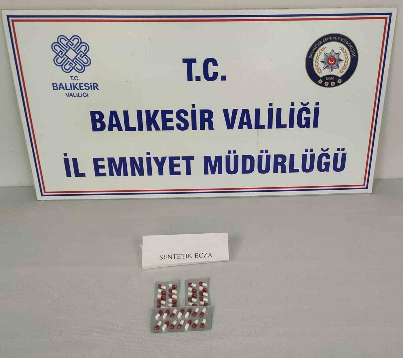 Balıkesir’de arama kaydı bulunan 7 şahıs yakalandı; 4 tutuklama