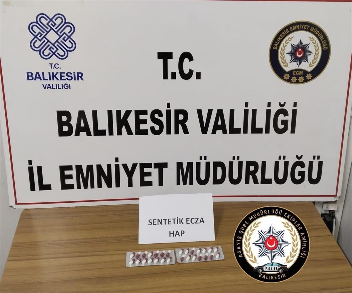 BALIKESİR’DE POLİS EKİPLERİ, HAPİS CEZASI BULUNAN 6 ŞAHSI YAKALARKEN, İL