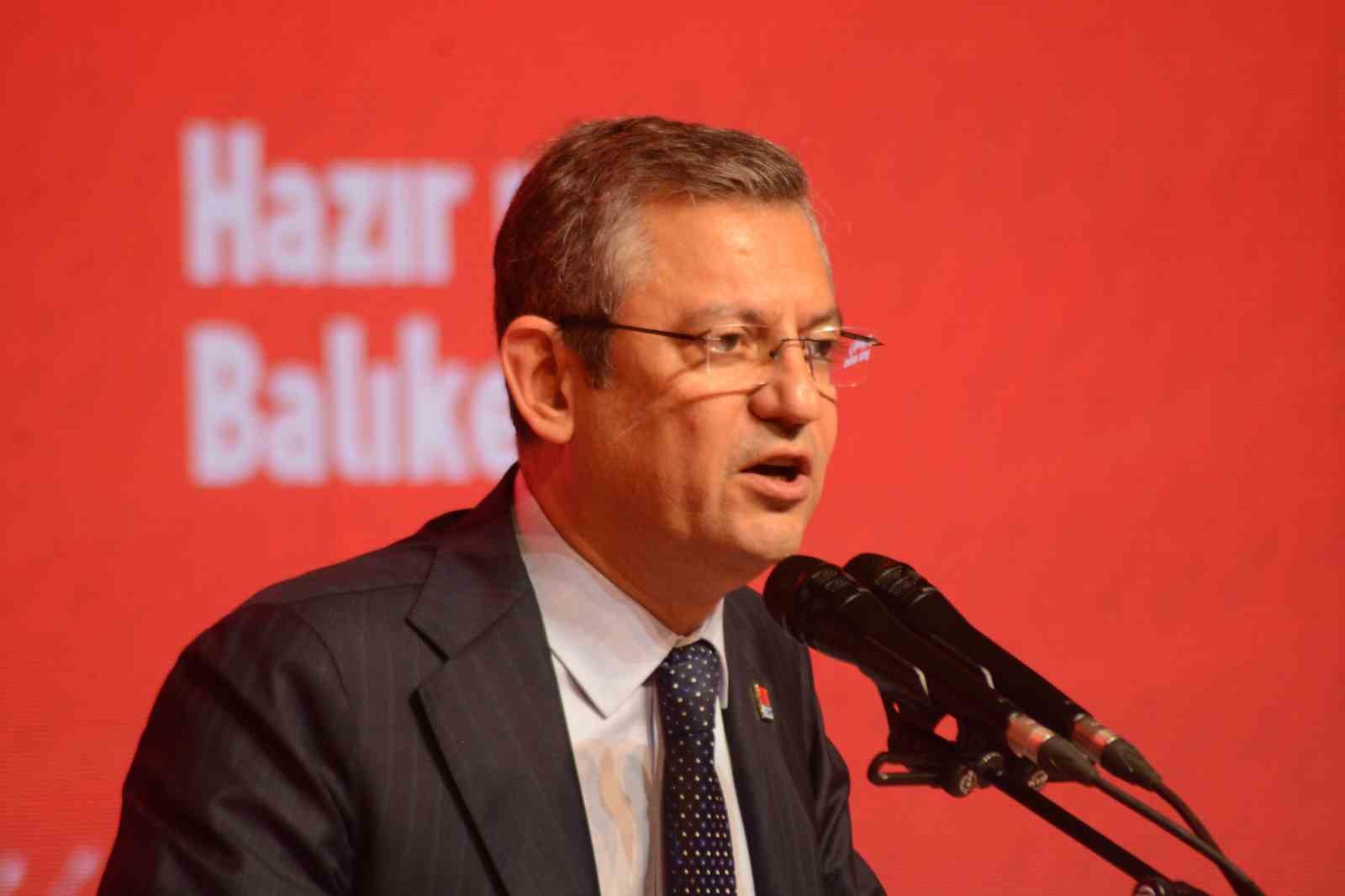 CHP Genel Başkanı Özgür Özel, partisinin belediye başkan adaylarının tanıtım