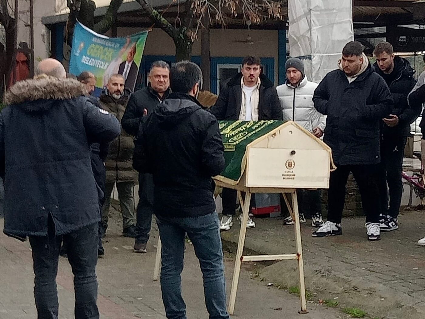 Hayatını kaybettiği Marmara Denizi’nin kıyısına defnedildi