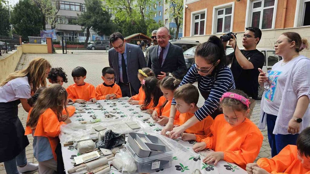 Balıkesir’in Bandırma ilçesinde, Bandırma Halk Eğitimi Merkezi, “Hayat Boyu Öğrenme