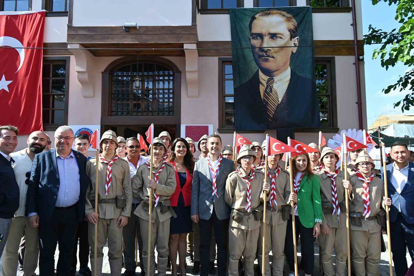 ‘Balıkesir Liseli Keşşaflar Müzesi’ açıldı