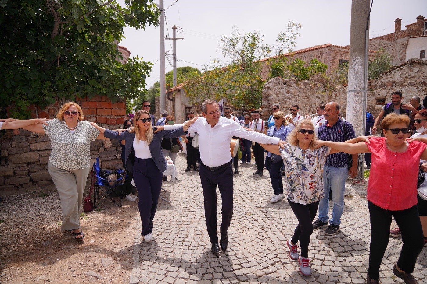 Balıkesir’in Ayvalık ilçesinde “Baharda