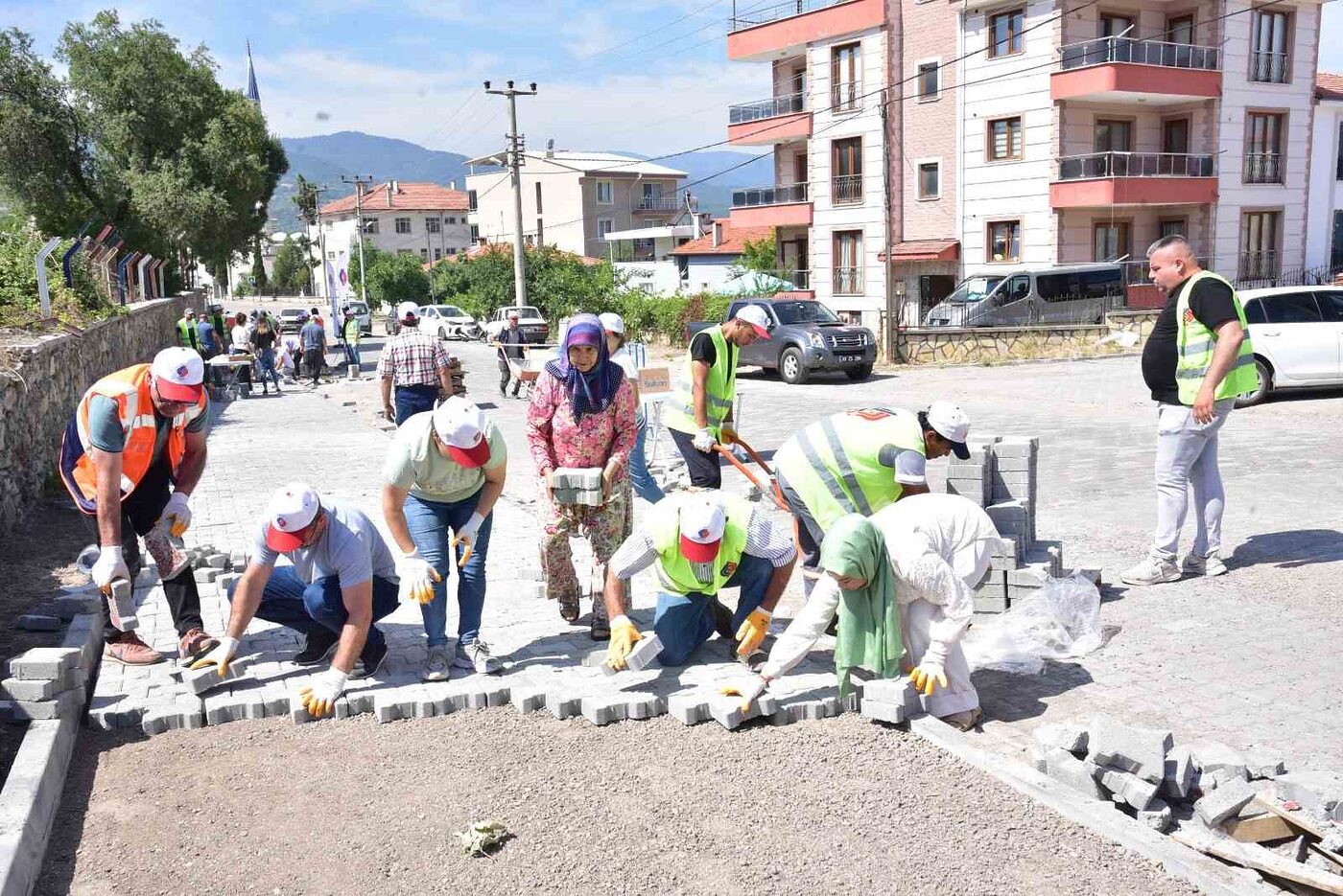 Balıkesir’in Sındırgı ilçesinde imece