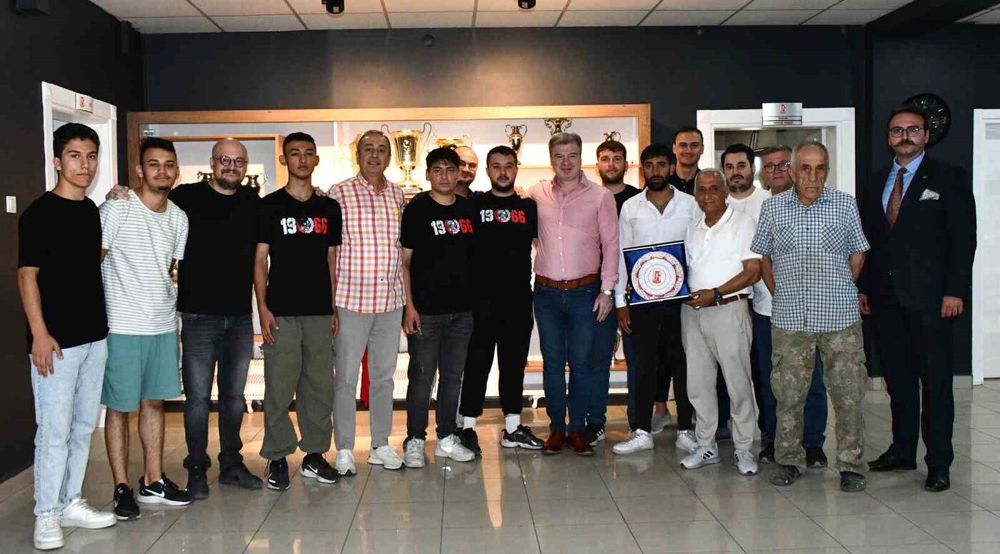 TFF 3. Lig’de mücadele eden Balıkesirspor ilk transferlerini kaleci mevkiinde