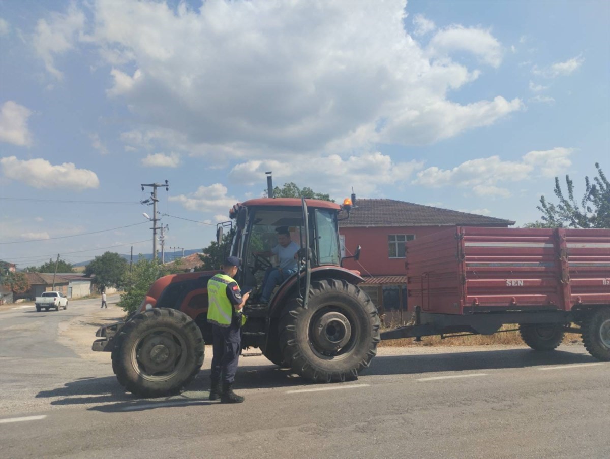 Balıkesir’de jandarma ekipleri kırsalda