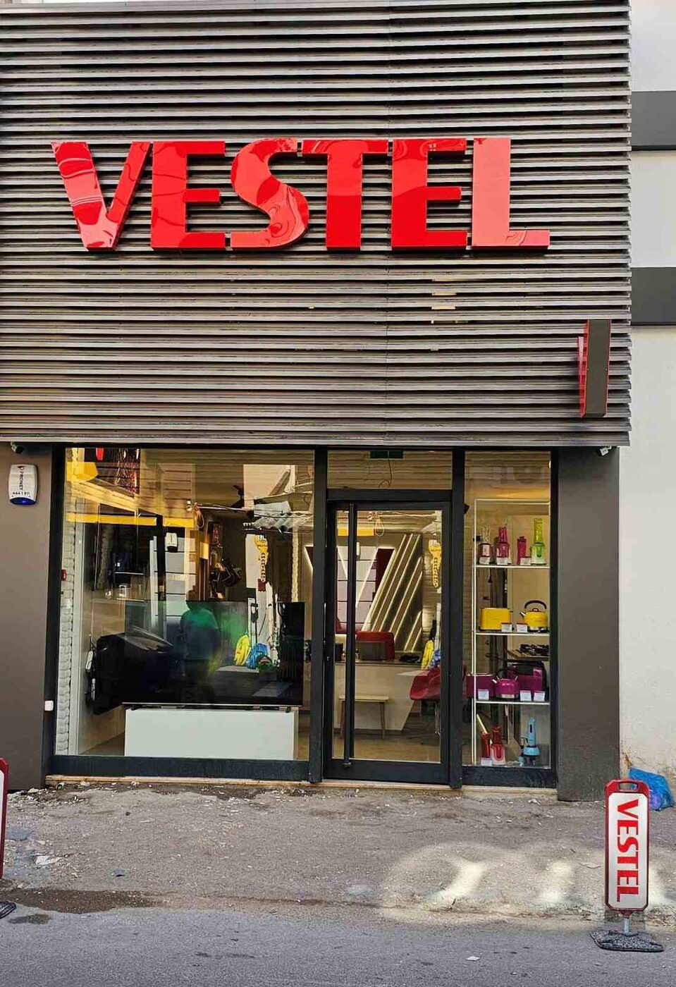 Vestel, fiziki alışveriş ve