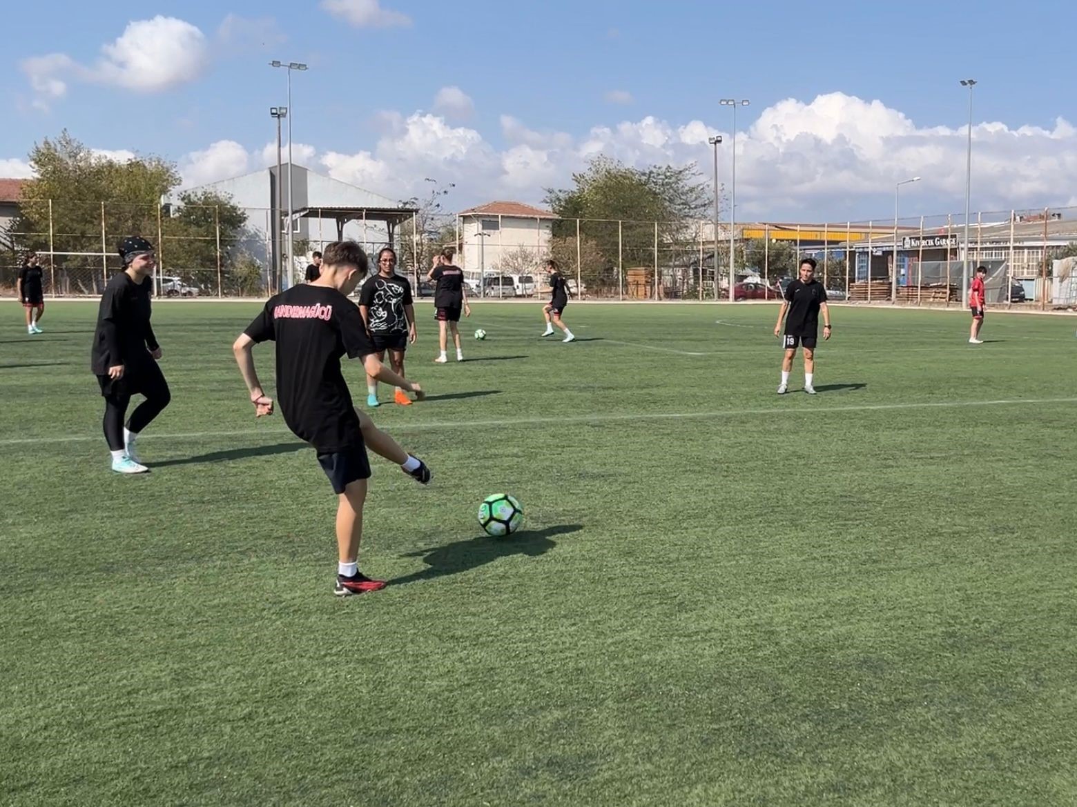 Balıkesir’in Bandırma ilçesinin kadın futbol takımı temsilcisi Bandırmagücü Spor Kulübü