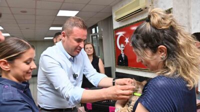 Balıkesir Büyükşehir Belediyesi’nin kahraman itfaiye eri Seray Başol tarafından yangından