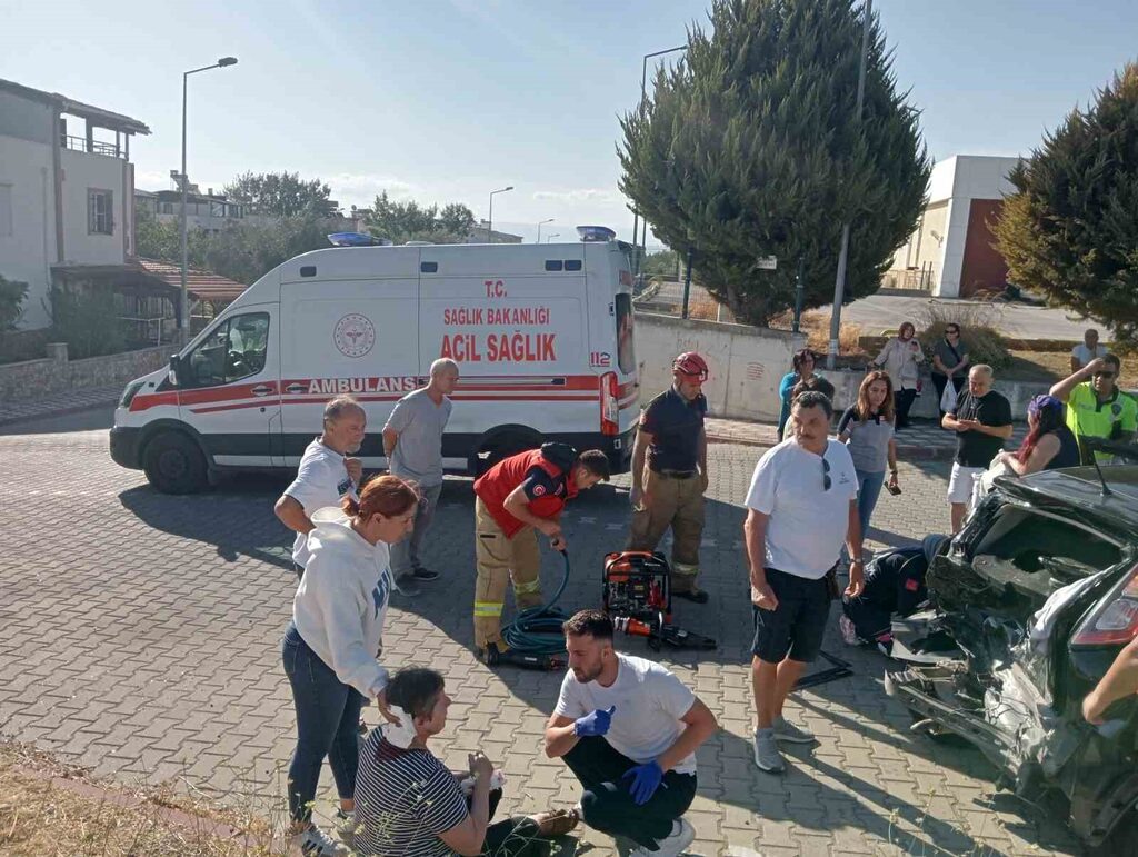 Balıkesir’de zincirleme trafik kazası: 4 yaralı