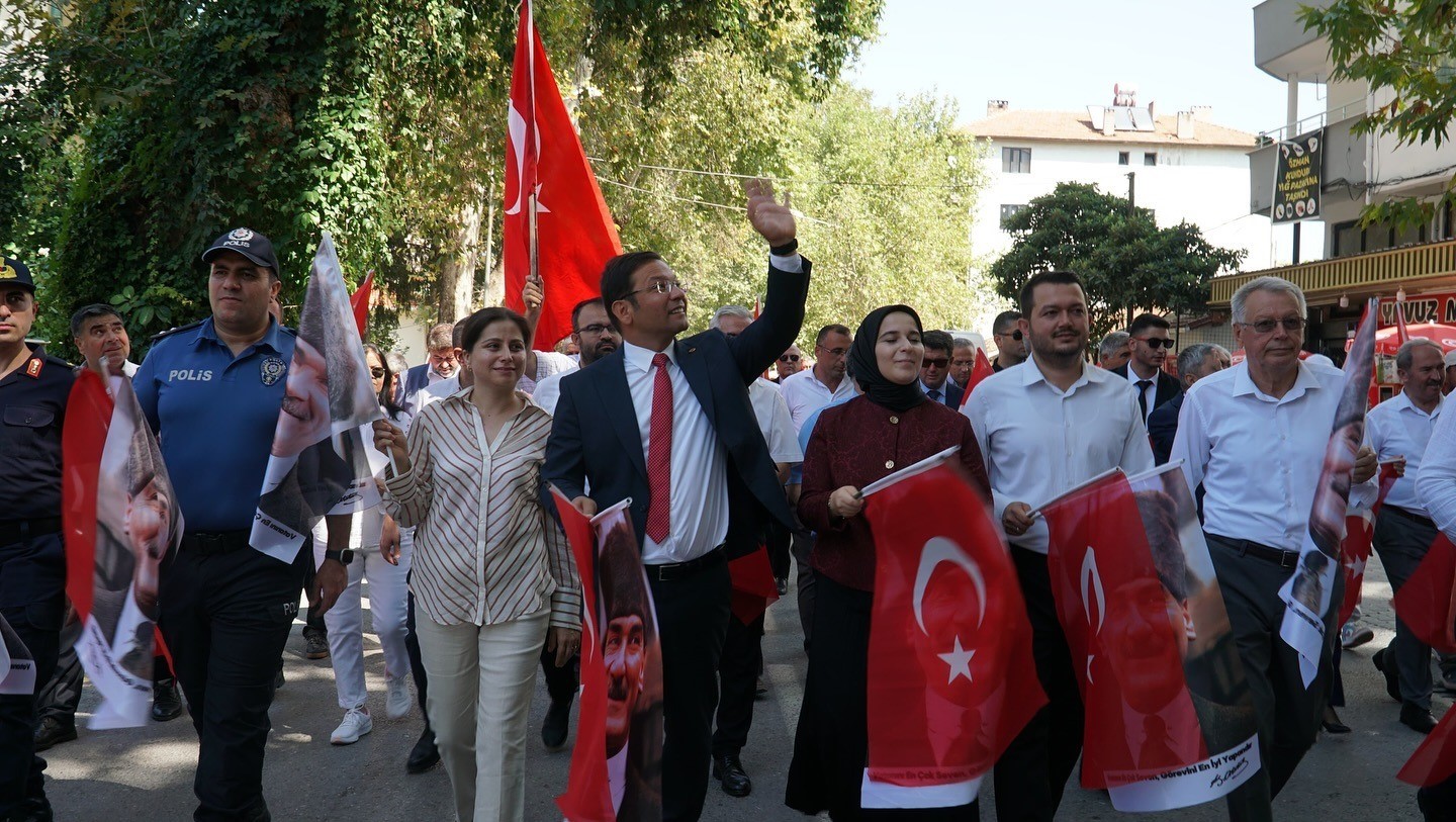 Balıkesir’in Sındırgı ilçesinde Düşman İşgalinden Kurtuluşunun 102. yılı büyük bir