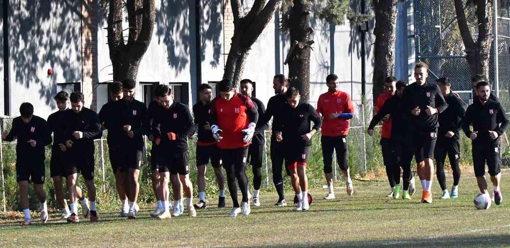 Balıkesirspor, Etimesgut Belediyespor maçı hazırlıklarına başladı