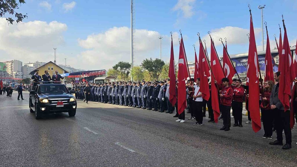 Balıkesir’in Bandırma ilçesinde Cumhuriyet’in