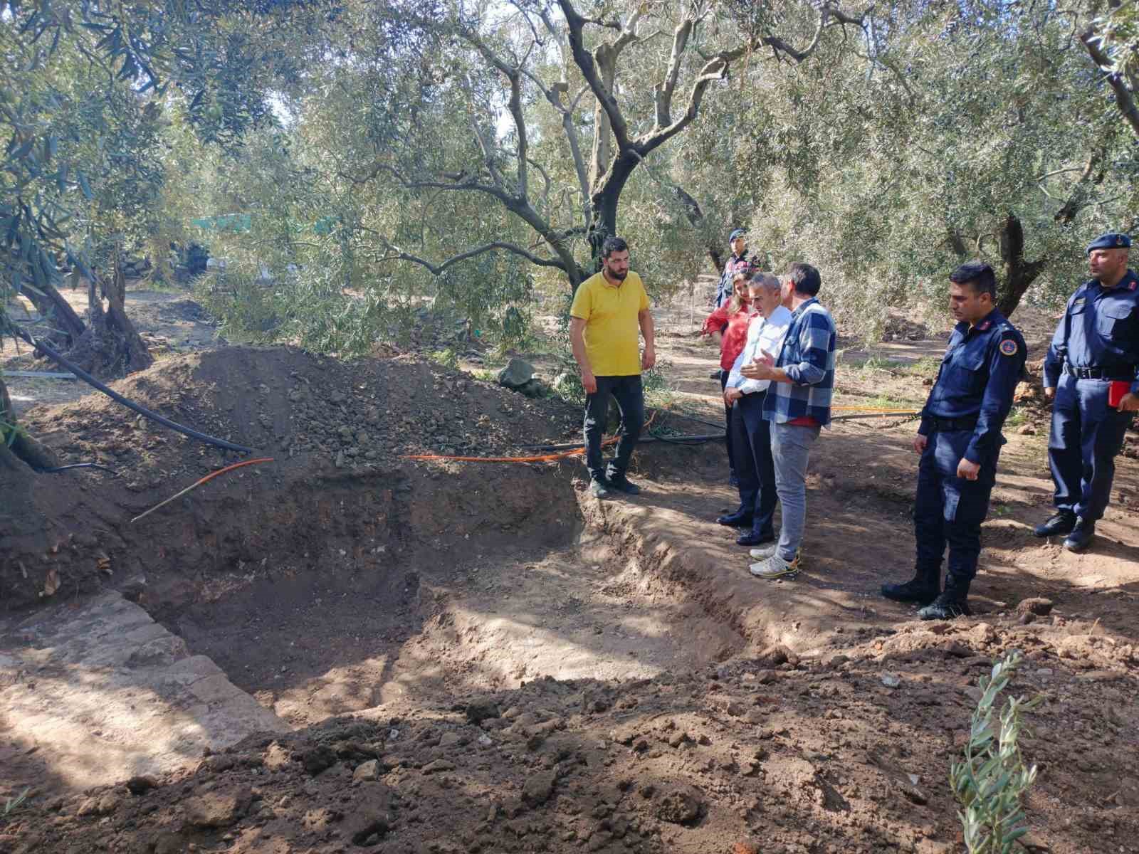 Erdek Kaymakamı Abdullah Atakan Atasoy, Kyzikos Antik Kenti kazı çalışmalarını yerinde inceledi