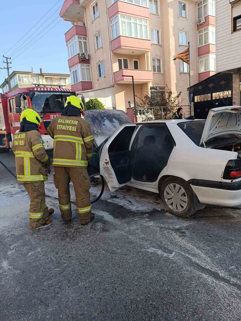 Balıkesir’in Bandırma ilçesinde ışıklarda