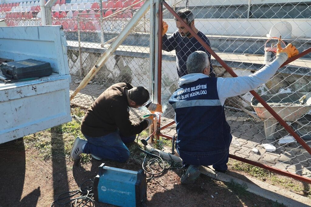 Burhaniye Belediyesi, ilçenin farklı