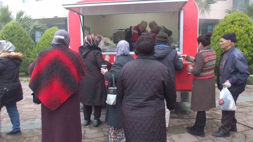 Balıkesir’de Vakıflar Genel Müdürlüğü Balıkesir Bölge Müdürlüğü, Tıp Fakültesi öğrencileri