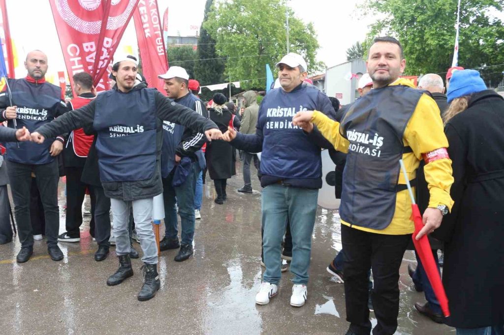 1 Mayıs Emek ve Dayanışma Günü işçi, memur sendikaları, STK’lar,
