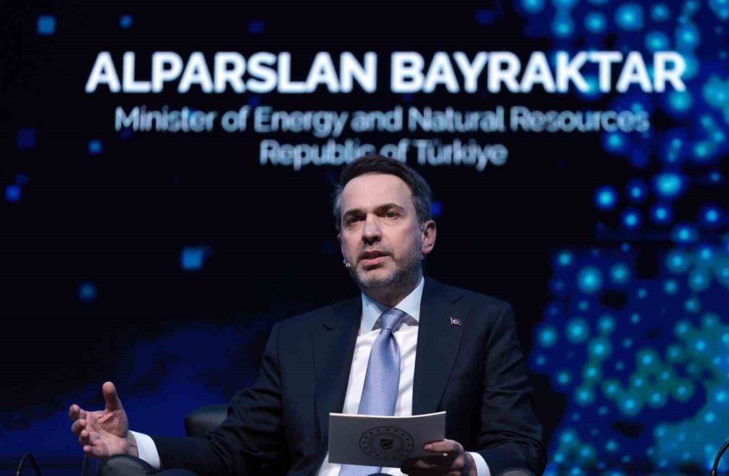 Enerji ve Tabii Kaynaklar Bakanı Alparslan Bayraktar, ‘‘Türkiye, önümüzdeki dönemde