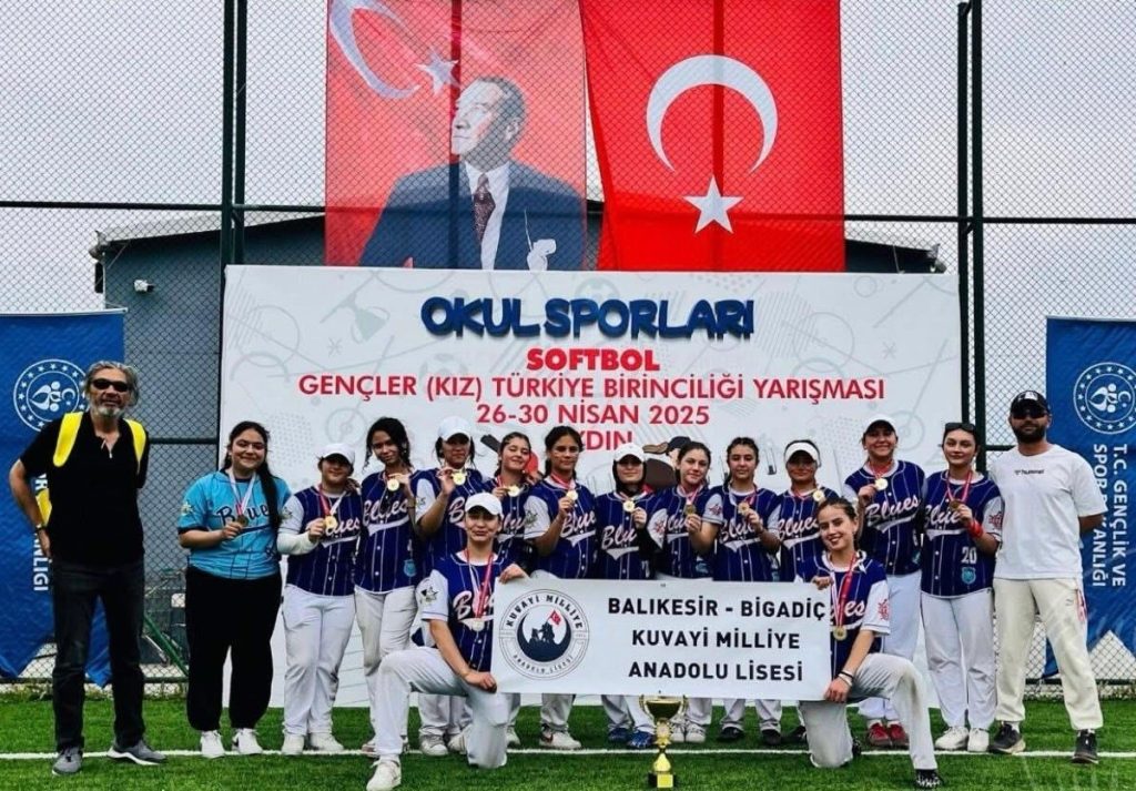 Bigadiç Kuvayi Milliye Anadolu Lisesi Softbol Kız Takımı, Aydın’da düzenlenen