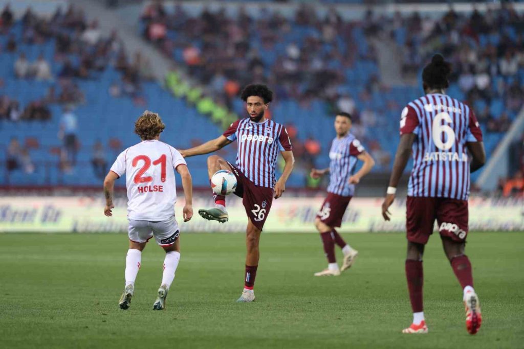 Trendyol Süper Lig’in 37. haftasında Trabzonspor, sahasında Samsunspor ile karşılaşıyor.