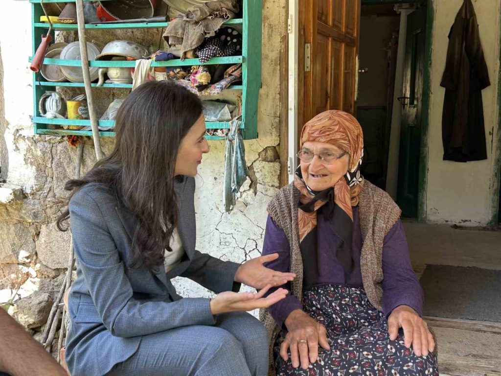 Balıkesir’in Balya ilçesinde, Kaymakam Zeynep Biber Demir’in ziyareti, halkta büyük