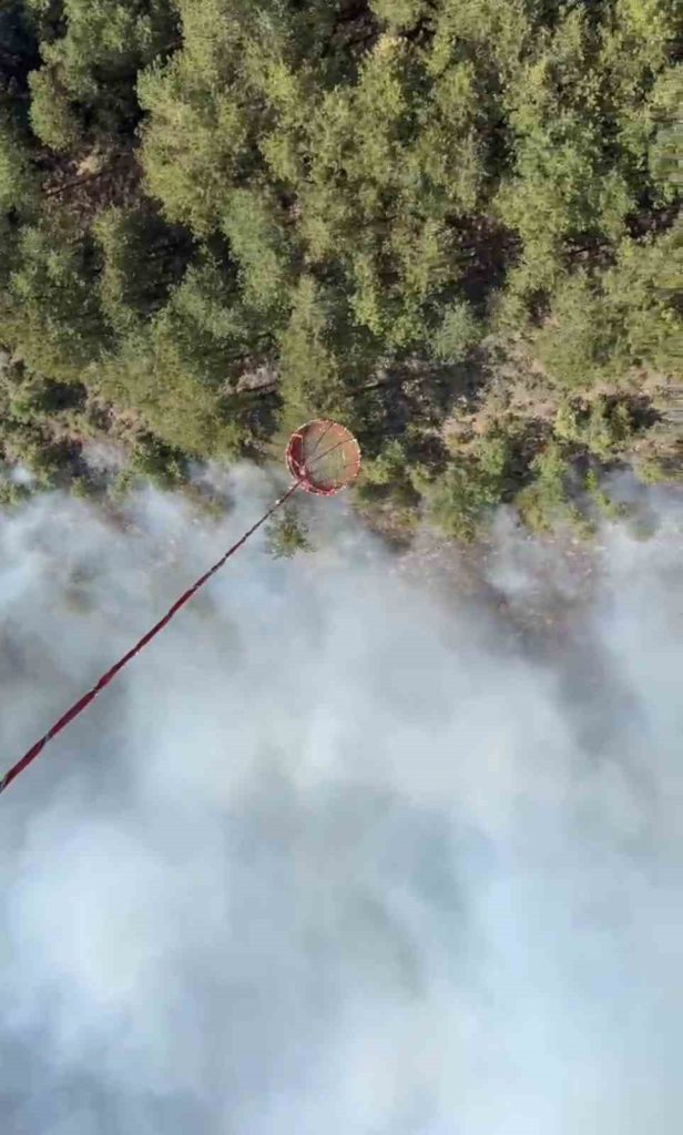Balıkesir’in Bigadiç ilçesinde orman yangını başladı. Bigadiç’e bağlı Hacıömerderesi kırsal