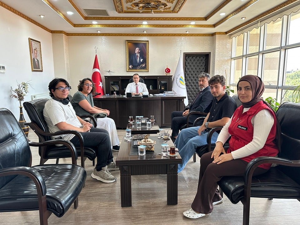 Burhaniye Kaymakamı İlyas Memiş, Balıkesir de düzenlenen Türkiye Münazara Liği