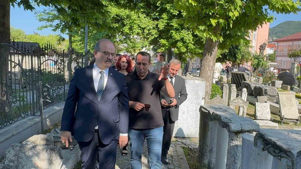 Kültür ve Turizm Bakan Yardımcısı Serdar Çam, Bartın’ın Amasra ilçesindeki