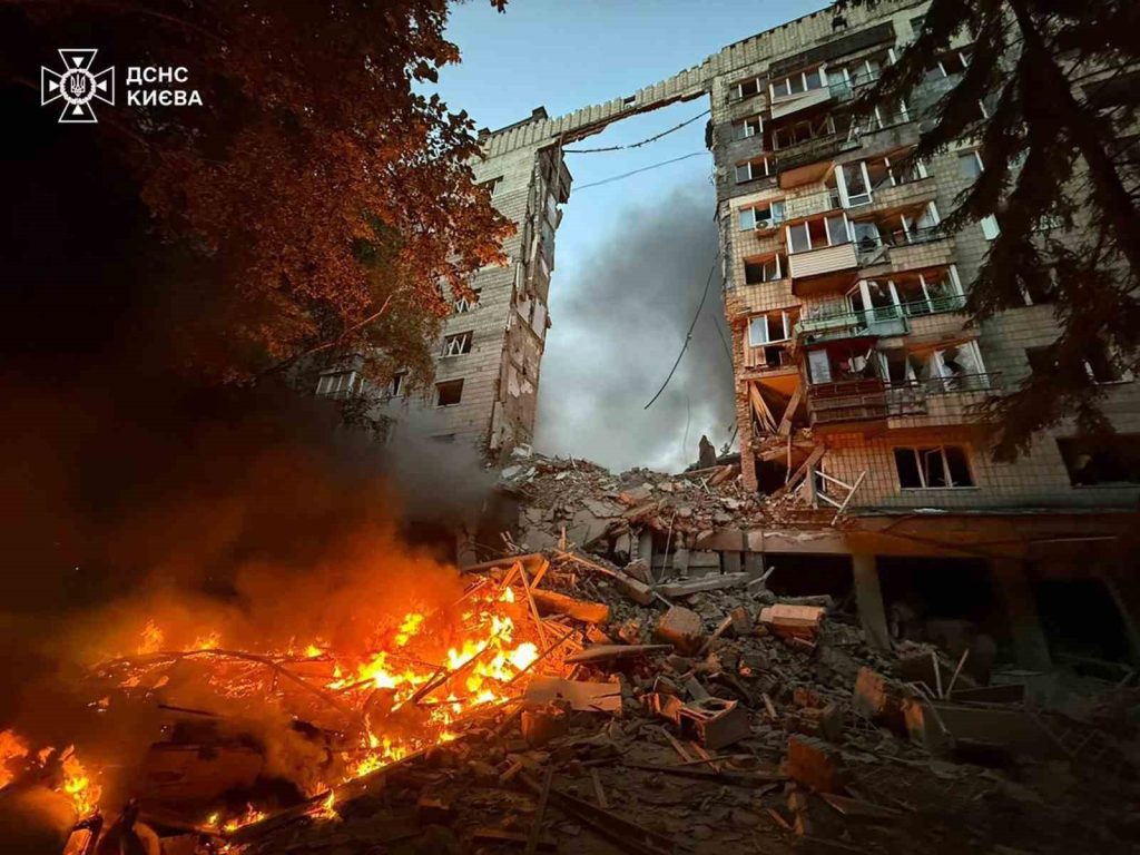 Rus ordusunun Ukrayna’nın başkenti Kiev’e gerçekleştirdiği saldırı sonucu 1’i ABD