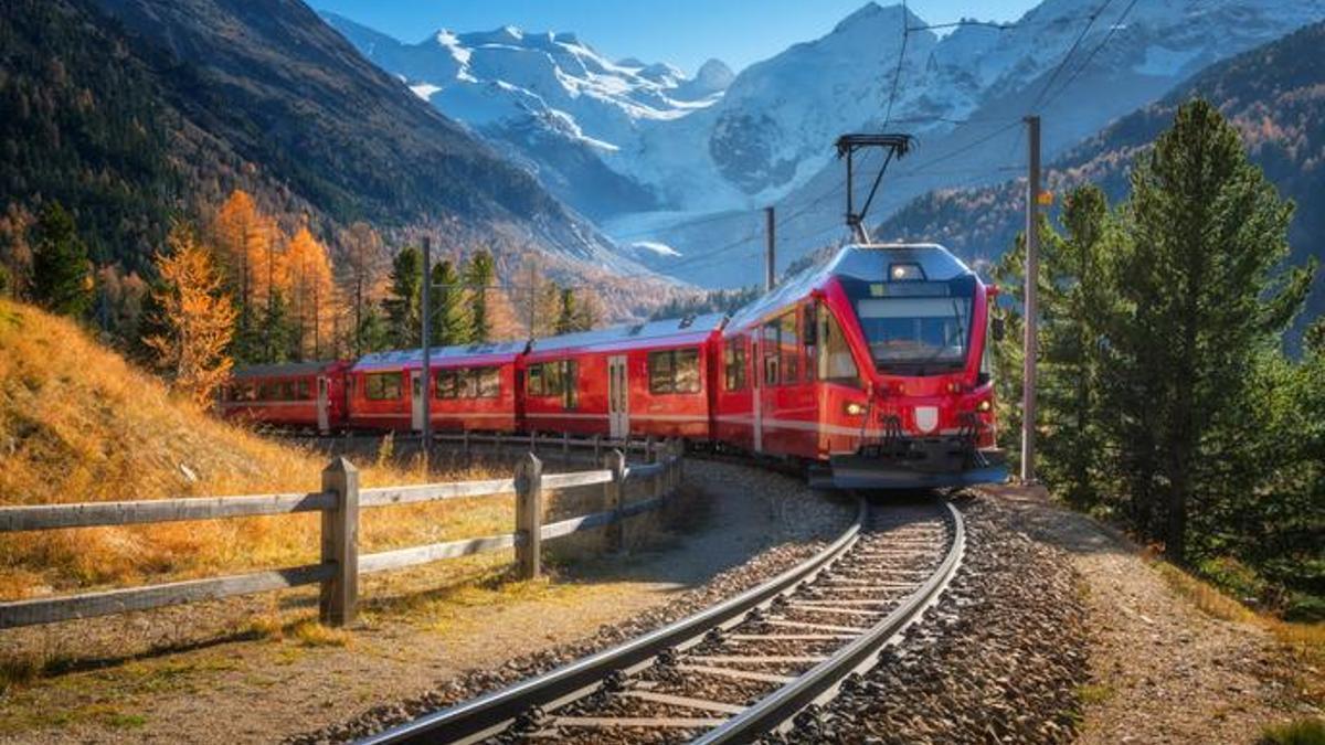 İsviçre’de tren raydan çıktı: Yaralılar var