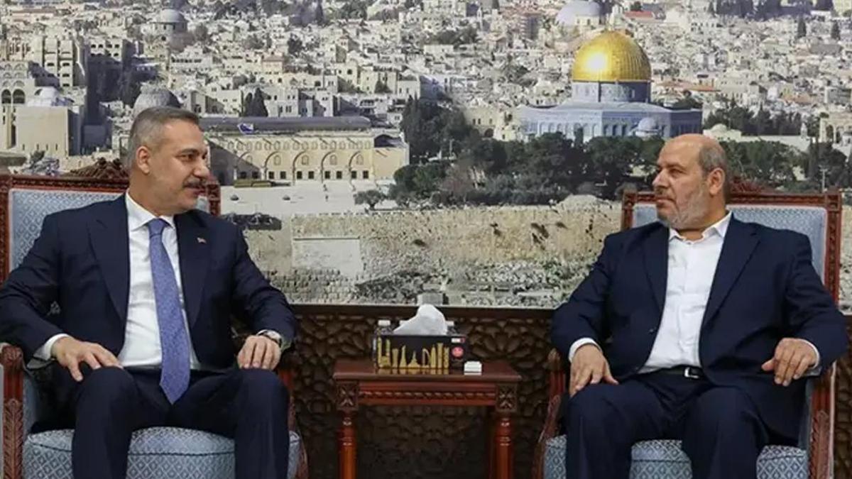 Dışişleri Bakanı Hakan Fidan'dan Hamas Siyasi Büro Üyesi Hayye'ye taziye ziyareti