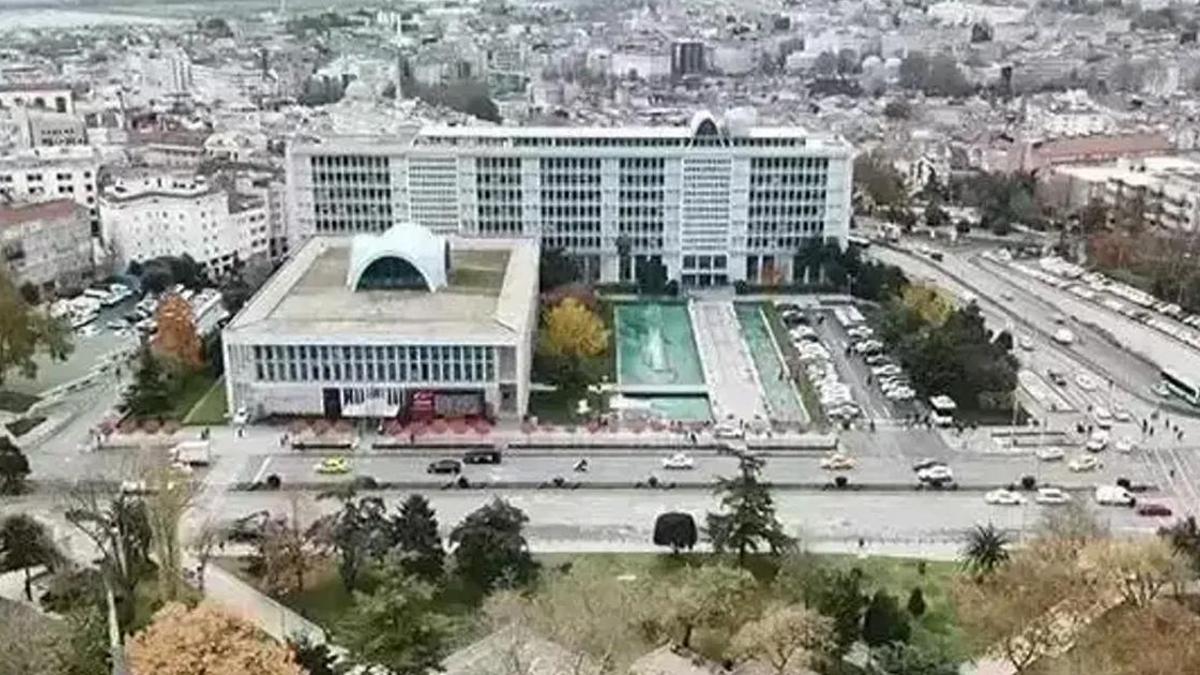 İBB'ye yönelik 'Yolsuzluk' davasında duruşma yarına ertelendi