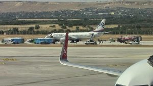 Yer: Gaziantep! Uçağın inişi sırasında lastiği patladı